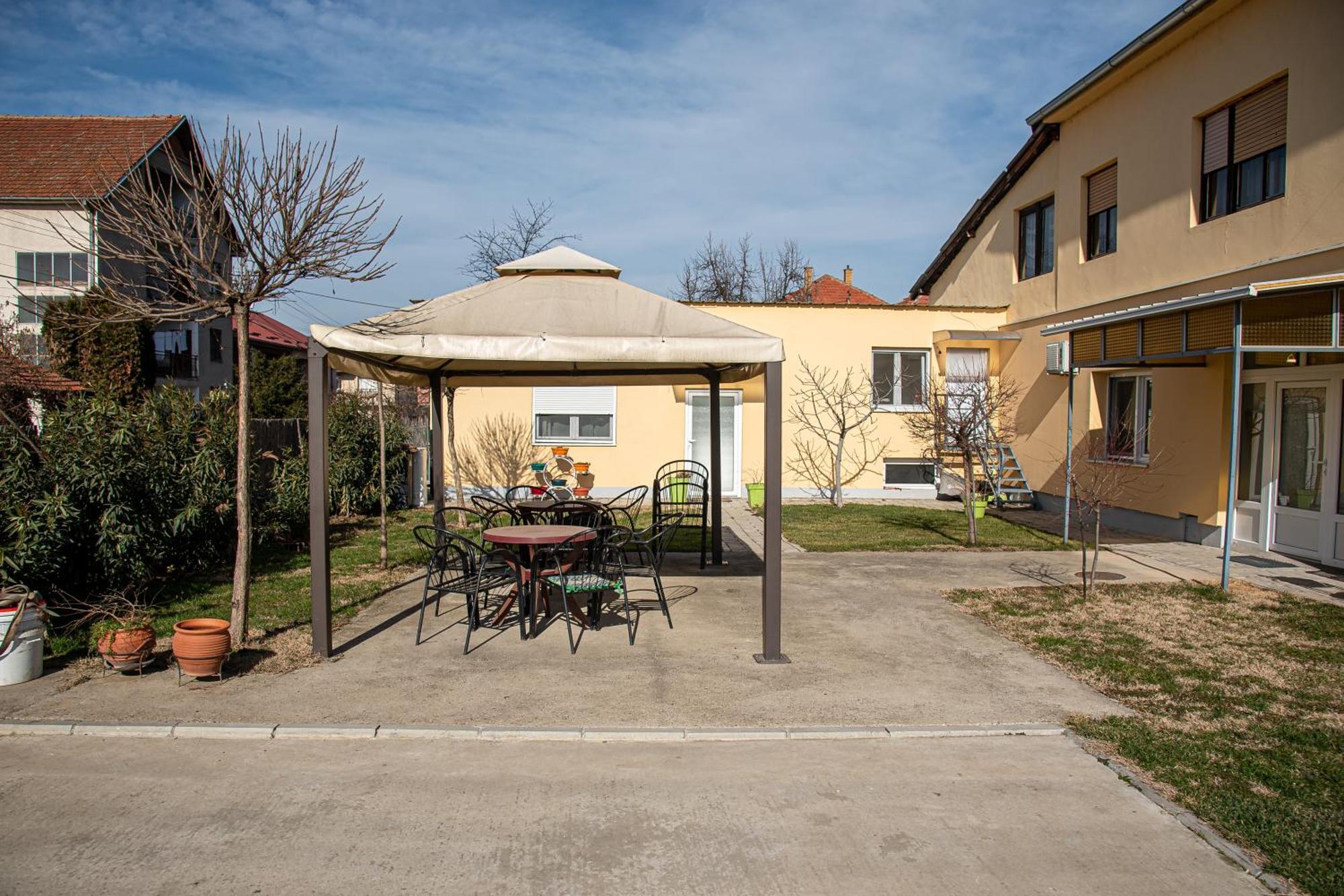 Apartments Kuca Aleksic Nis Exterior photo