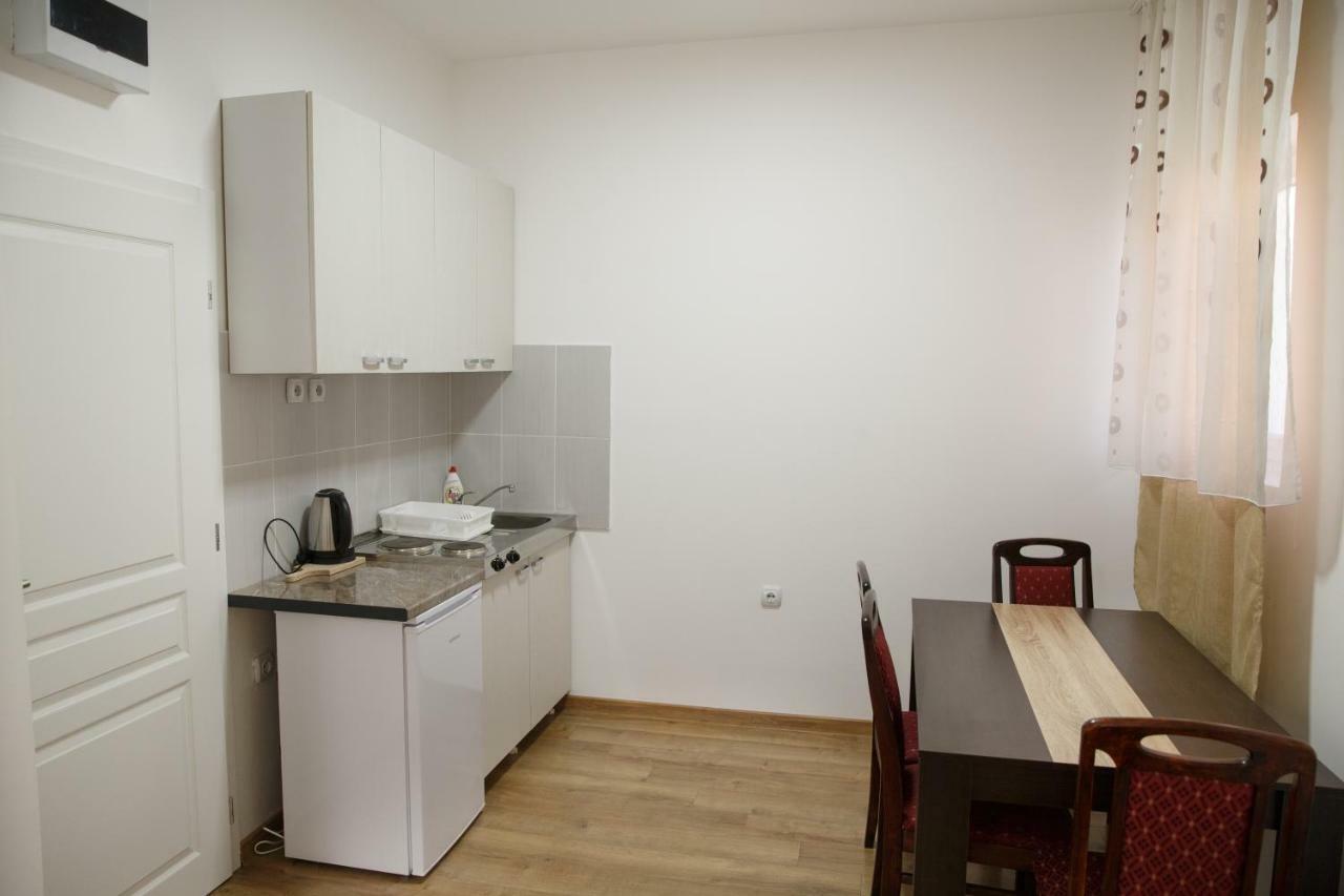Apartments Kuca Aleksic Nis Exterior photo